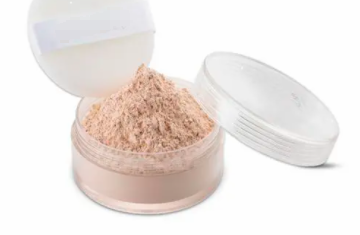 涂防曬霜需要用散粉定妝嗎 防曬霜和散粉怎么用正確順序