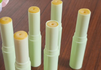 唇膏可以吃嗎 唇膏安全嗎