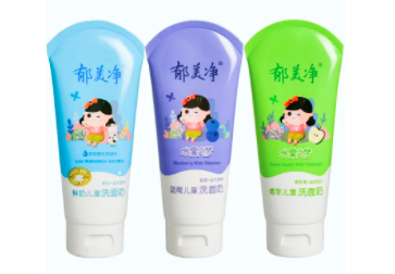 兒童用什么洗面奶最好 兒童洗面奶11-12歲哪個牌子好
